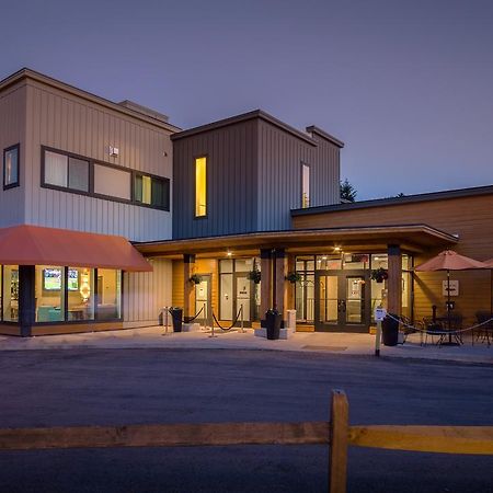 Sun&Ski Inn&Suites Stowe Bagian luar foto