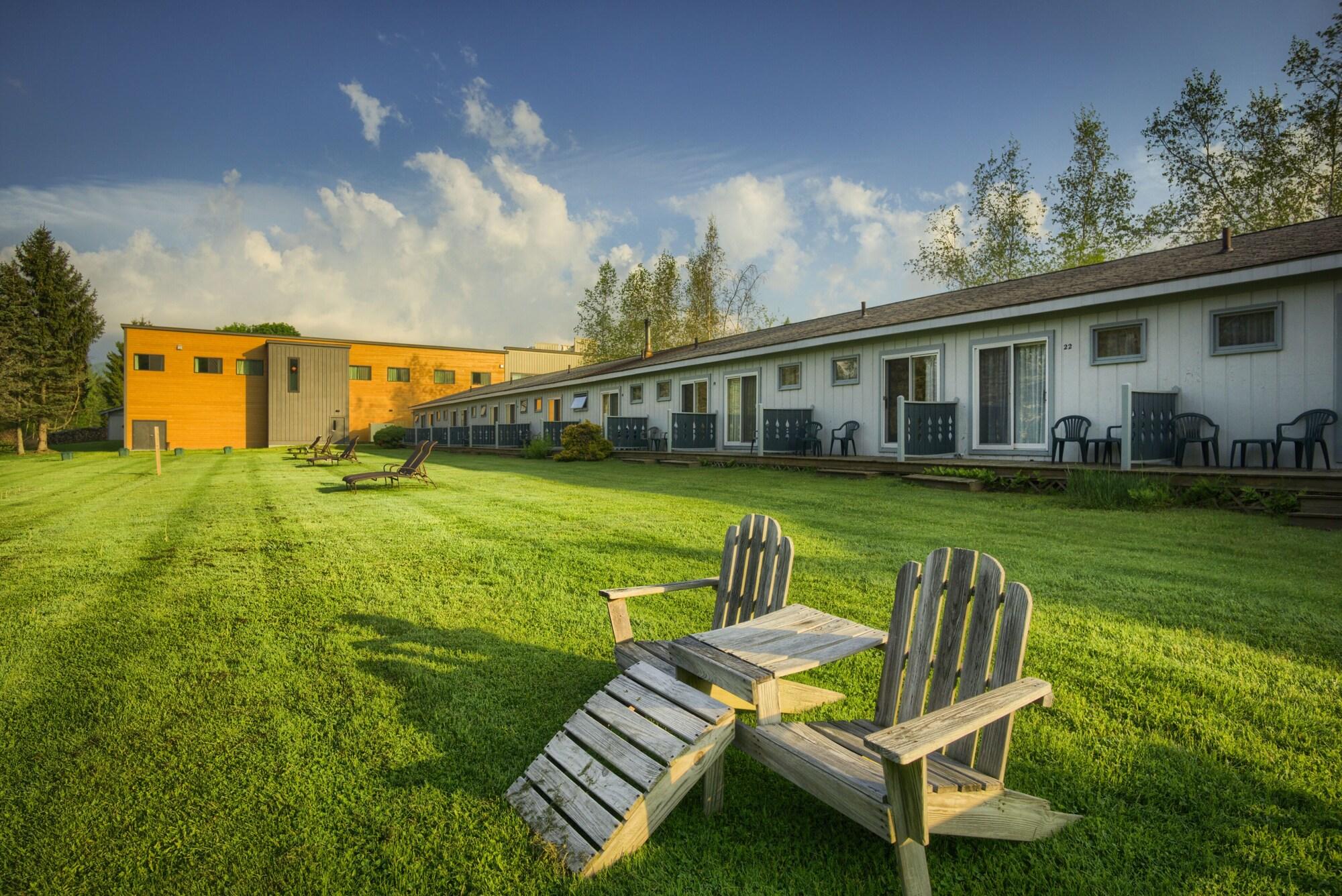 Sun&Ski Inn&Suites Stowe Bagian luar foto