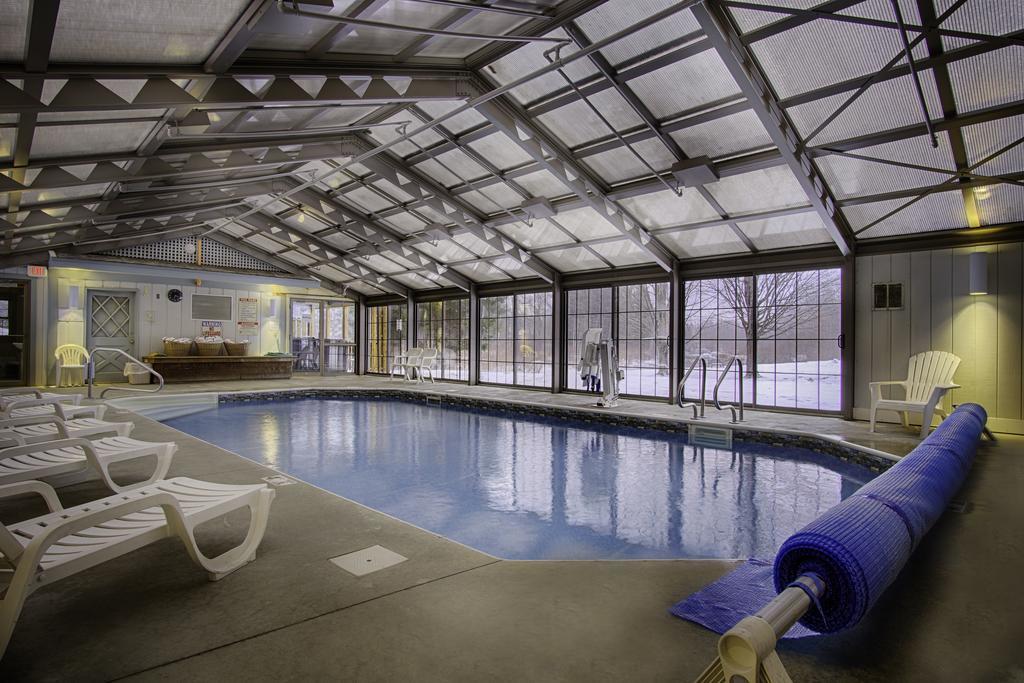 Sun&Ski Inn&Suites Stowe Bagian luar foto