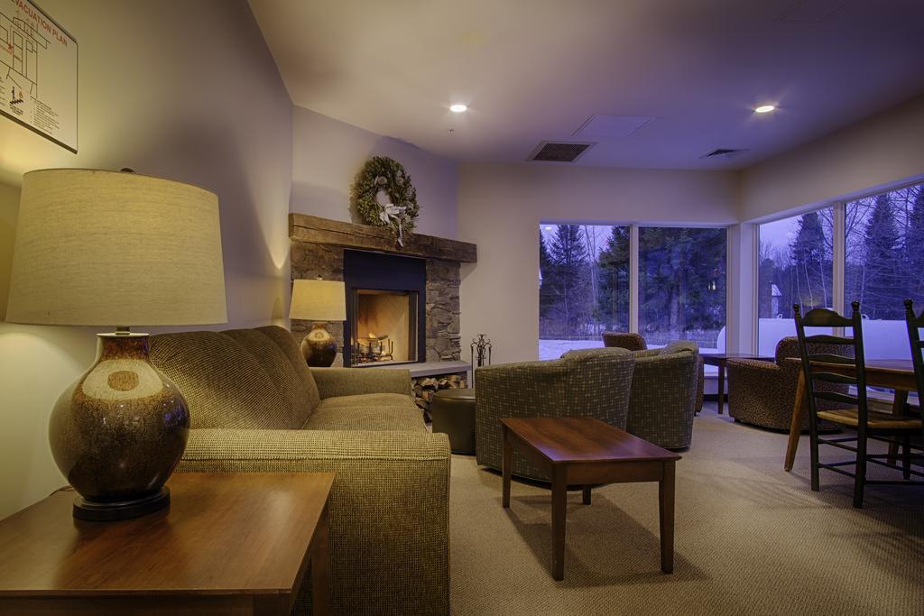 Sun&Ski Inn&Suites Stowe Bagian luar foto