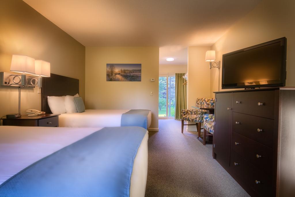 Sun&Ski Inn&Suites Stowe Bagian luar foto