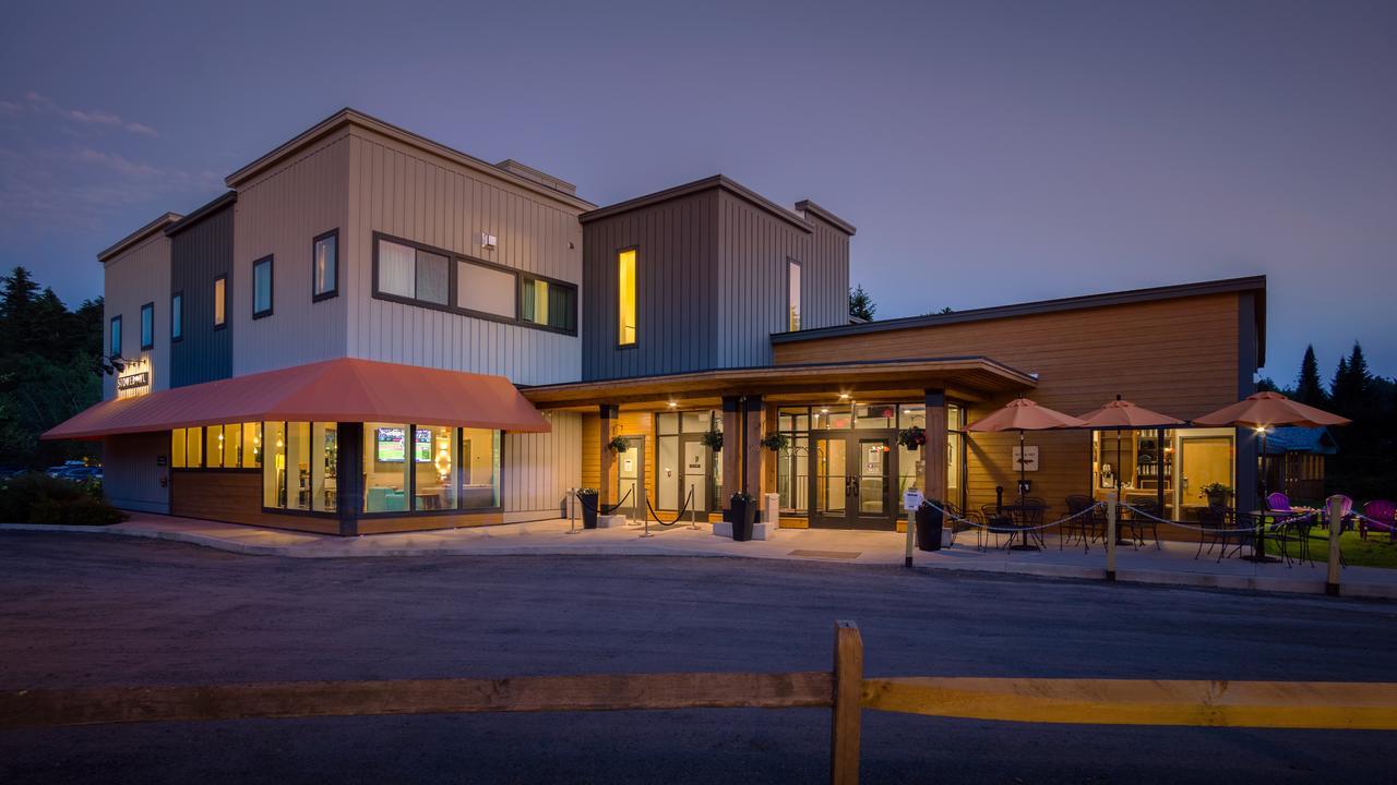 Sun&Ski Inn&Suites Stowe Bagian luar foto